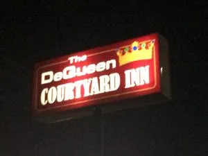 DeQueen Courtyard Inn - Broken Bow