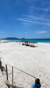 Studio Pé na Areia Frente Mar em Arraial do Cabo