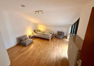 Penthouse above Fürth - 2 rooftop terraces - East & West