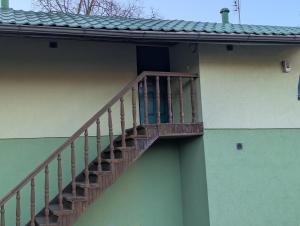 HandyHouse