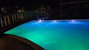 Alojamiento privado en Punta Cana Piscina y patio