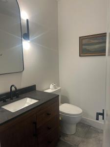 Spacious 4-bedroom Luxury Retreat