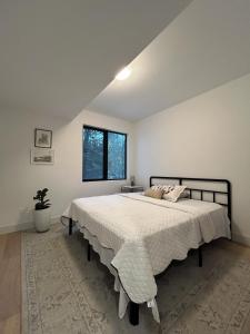Spacious 4-bedroom Luxury Retreat