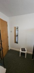 Central, Mews, 2 bed flat