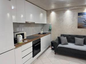 Prime Location Budva Newly Renovated Apartment