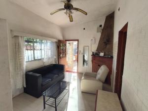 CASA CÉNTRICA en PIRIAPOLIS