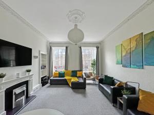 4 Bedroom Modern Spacious Apt - Edinburgh Old Town