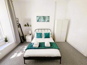 4 Bedroom Modern Spacious Apt - Edinburgh Old Town