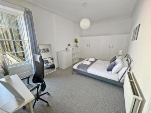 4 Bedroom Modern Spacious Apt - Edinburgh Old Town