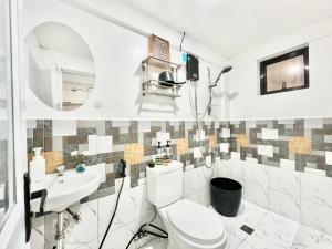 2 Beds Spacious Centrally Located Loft Apartment