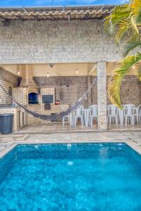 Casa Espacosa com Piscina e Churrasqueira - Perto da Praia do Forte