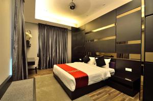 Violet Luxury Service Villa