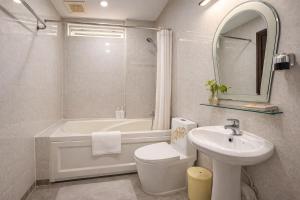 Amory Hotel Saigon Center