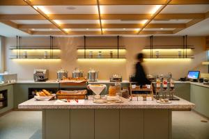 Leston Hotel