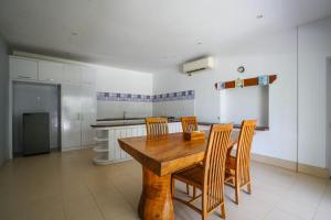 Kimana Villa