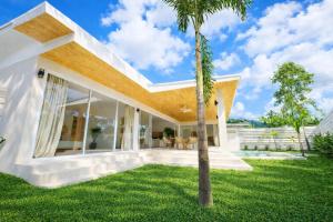 Modern Private Pool Villa - 3BR - Koh Phangan