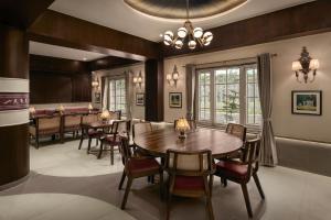 The Alpine- Sports Retreat And Villas
