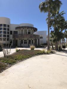 Beautiful Caracoles Condo