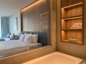 Căn hộ khách sạn SaLiMi ÀLaCarte View Biển Vịnh Hạ Long - Sea View Apartment