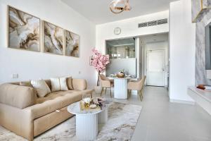 Frank Porter - Palm Views