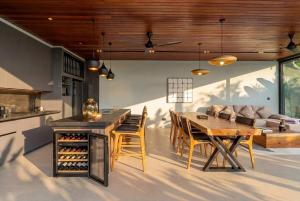 The Heights - Modern Design Villa with Private Pool in Melasti