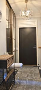 Al Pacino baby apartment