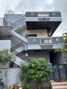 Aras Homestay New Hampi