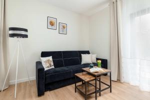 Functional Apartment with 2 Bedrooms and Parking by Noclegi Renters