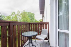 Cozy Stay Victus Sopot Walk to the Pier by Noclegi Renters