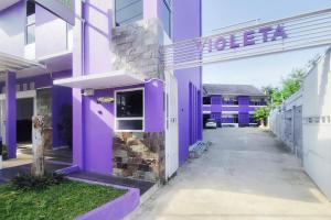 SANS Vibes Violeta Inn Jambi