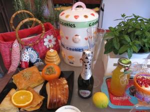 Stratos ArtDeco House