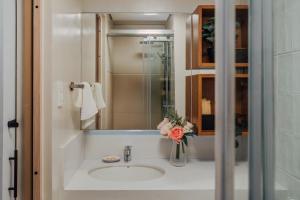 Iloilo Blossom Suites