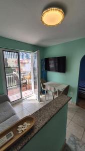 Apartment Bunjos Beach House