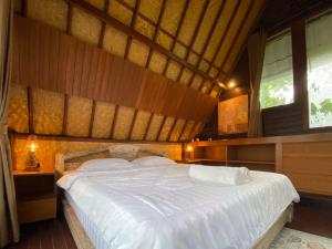 The Lavana Villa Rambutan