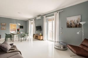 The Best Rent - Bright two-bedroom apartment in the historic center of Rome