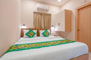 Treebo SY Inn, Hi-Tech City