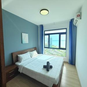 Regalia Park Block H 6Pax 2B1R Near Beach