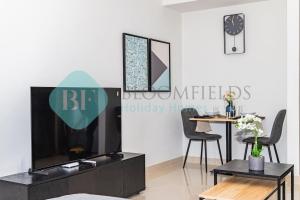 Bloomfields Studio in Julphar Residences