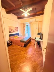 Trastevere Centro paglia