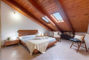 Romantic Sea Loft sea-front terrace and parking img25