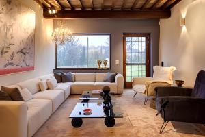 CASA EUGENIA 8, Emma Villas