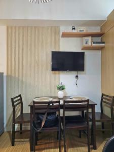 Cozy Fully Furnished 1BR near BGC & Airport