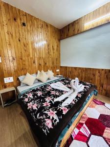 The Clifton stays Jibhi