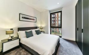2 bed Luxury Apt Nine Elms
