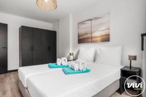 ViVi Homes - La Calma - terrace - pool - gym