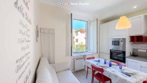 Myros House, Terre Marine