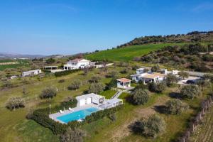 Villa Pinella by Villa Plus
