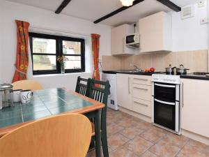 2 Bed in Bridgwater oc-alden