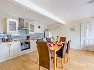 3 Bed in Yeovil oc-htorv