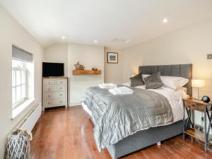 2 Bed in Cherry Burton oc-c37535